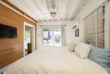 912 James Street - Photo 14