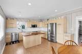 154 Hibiscus Street - Photo 2