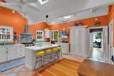 810 Carey Lane - Photo 10