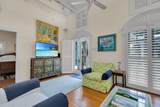 810 Carey Lane - Photo 5