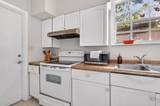 1916 Seidenberg Avenue - Photo 2