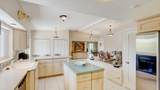 1101 Mastic Street - Photo 53