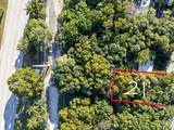 811 Largo Road - Photo 2