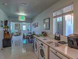 2515 Staples Avenue - Photo 8