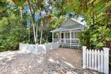 1033 Catherine Street - Photo 2