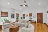 1033 Catherine Street - Photo 6