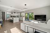 13 Coral Way - Photo 4