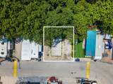 325 Calusa Street - Photo 2