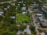 784 Bostwick Drive - Photo 3