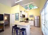 714 Olivia Street - Photo 5