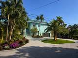 124 Indies Drive - Photo 2
