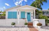 1422 Catherine Street - Photo 1