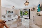 210 Seaview Circle - Photo 4