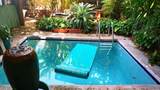 1015 Angela Street - Photo 6