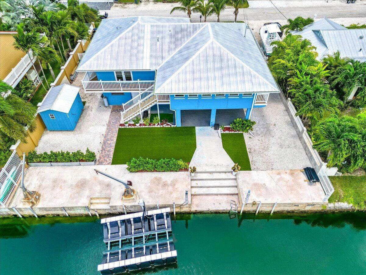 4 Emerald Drive - Photo 1