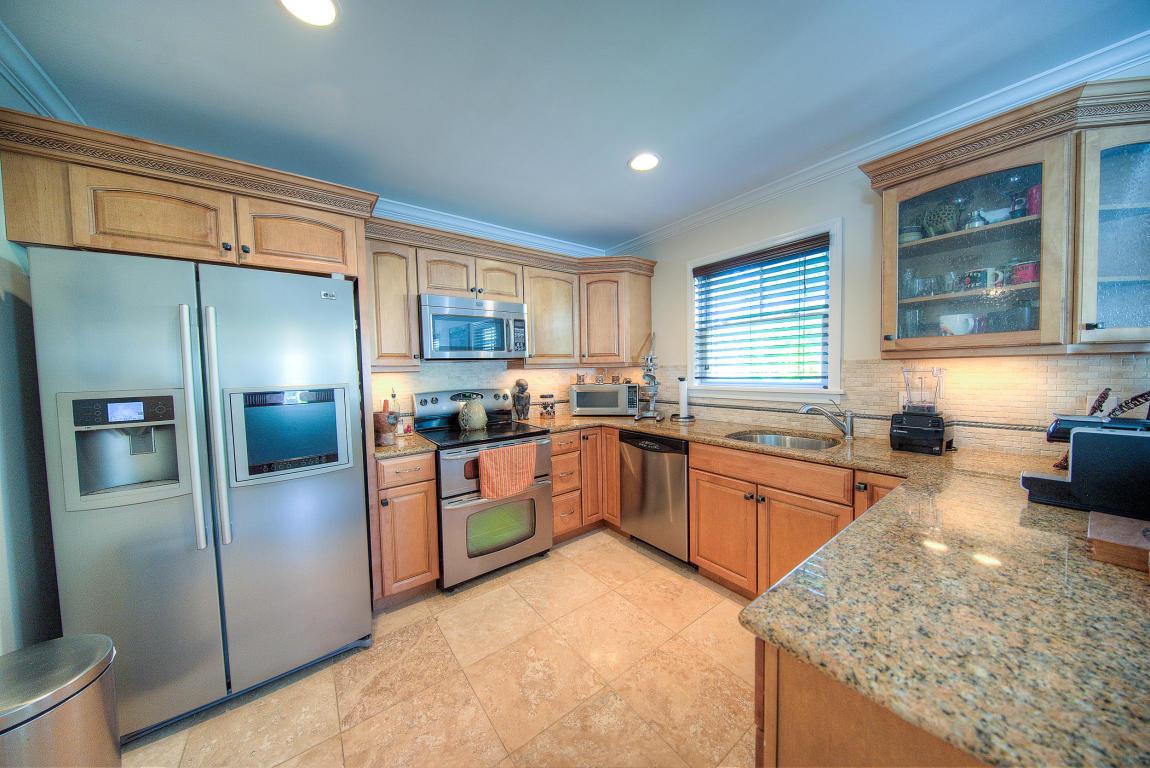1220 Grinnell Street - Photo 1