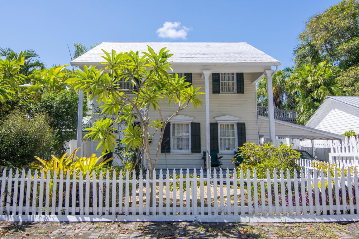 1409 Duncan Street - Photo 1