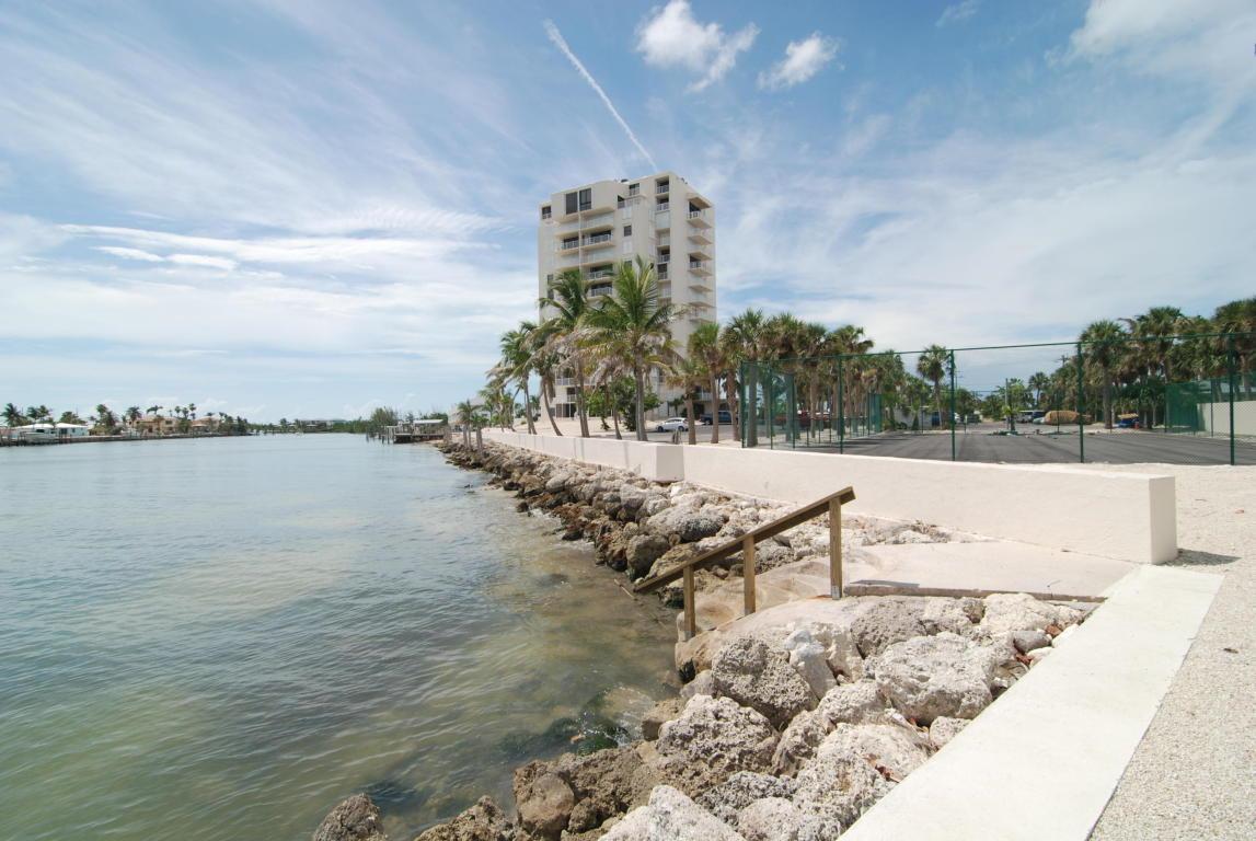 2000 Coco Plum Drive - Photo 1