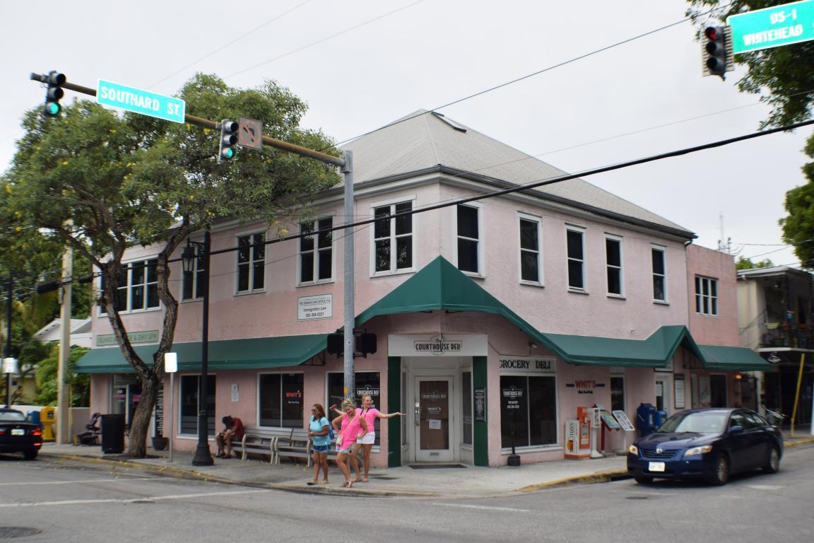 600 Whitehead Street - Photo 1