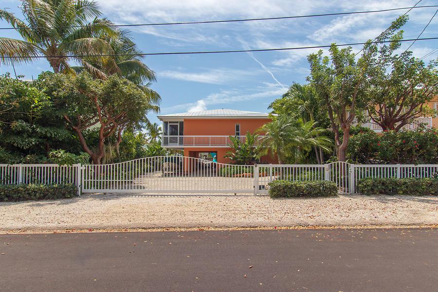 1212 Mockingbird Road - Photo 1