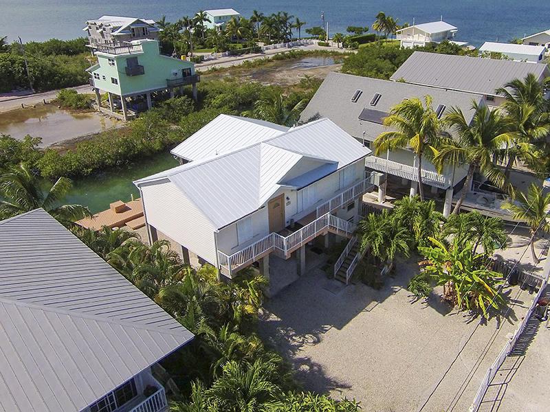 1164 De Lussan Lane - Photo 1