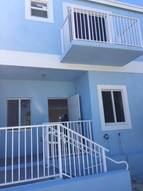265 15Th Street - Photo 1
