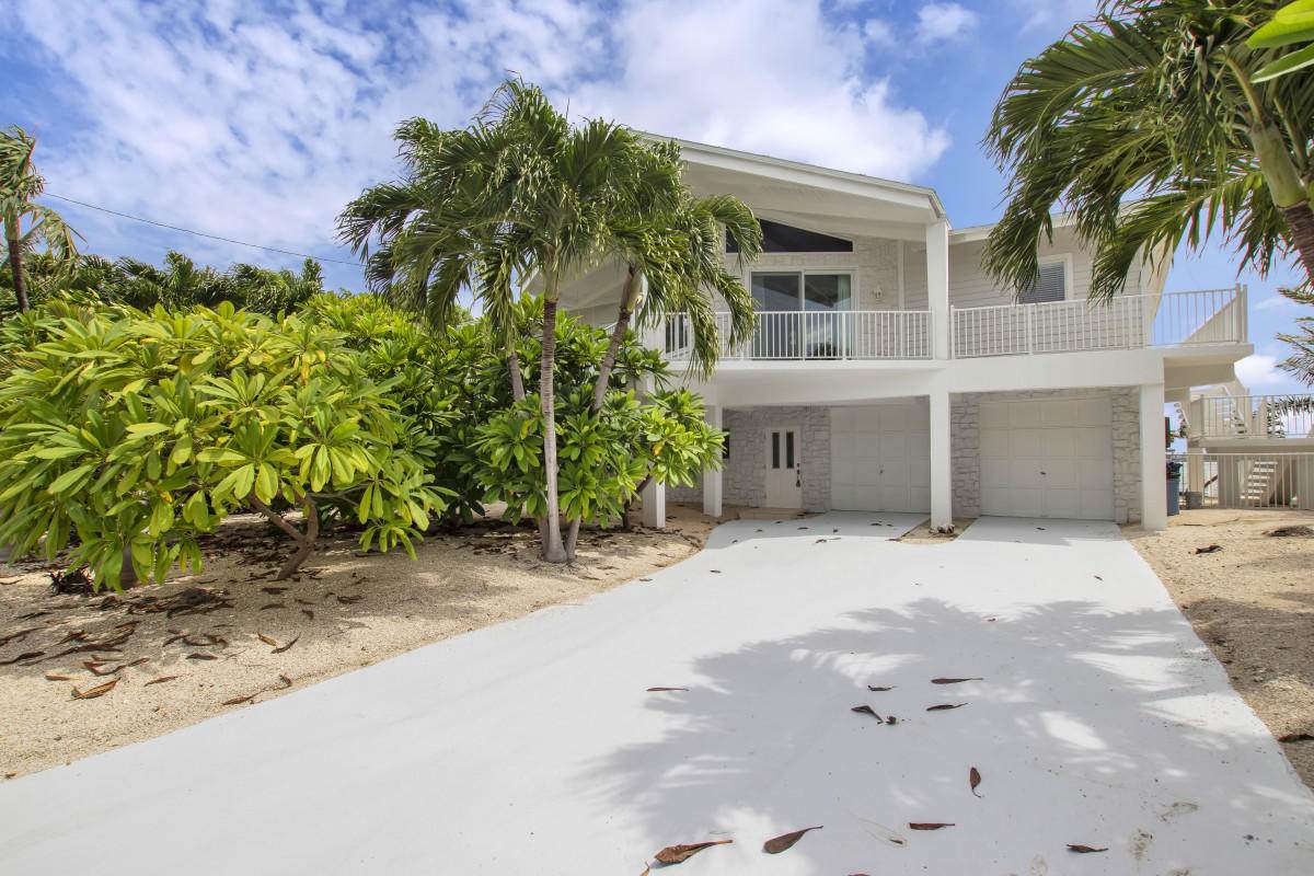 347 Stirrup Key Boulevard - Photo 1
