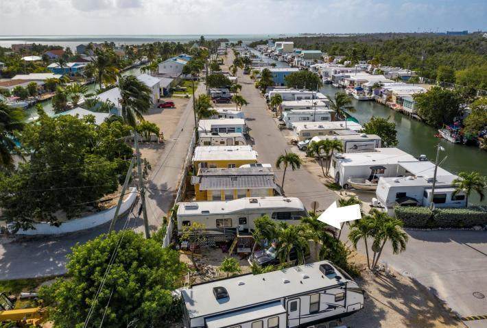 6099 Overseas Highway - Photo 1