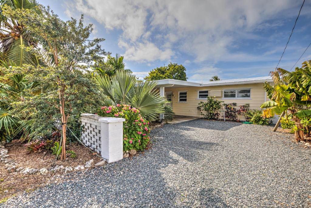 651-655 49Th Street Ocean Street - Photo 1