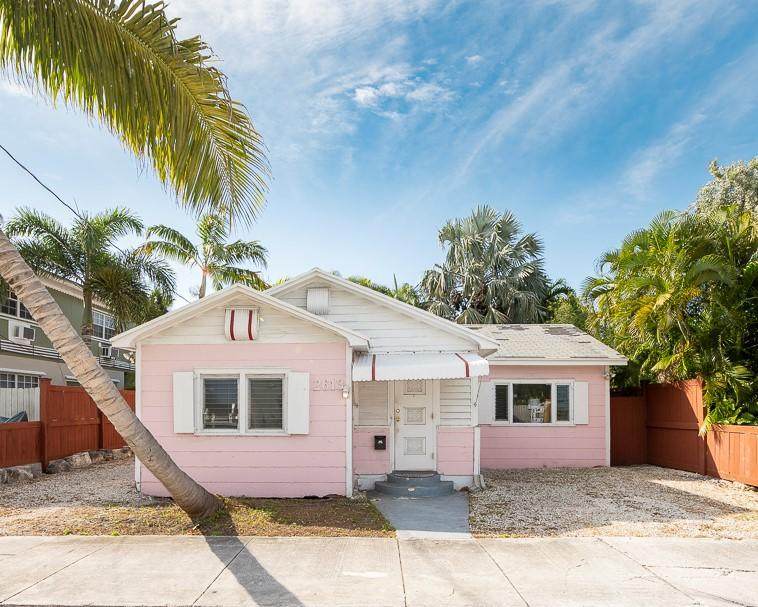 2613 Fogarty Avenue - Photo 1
