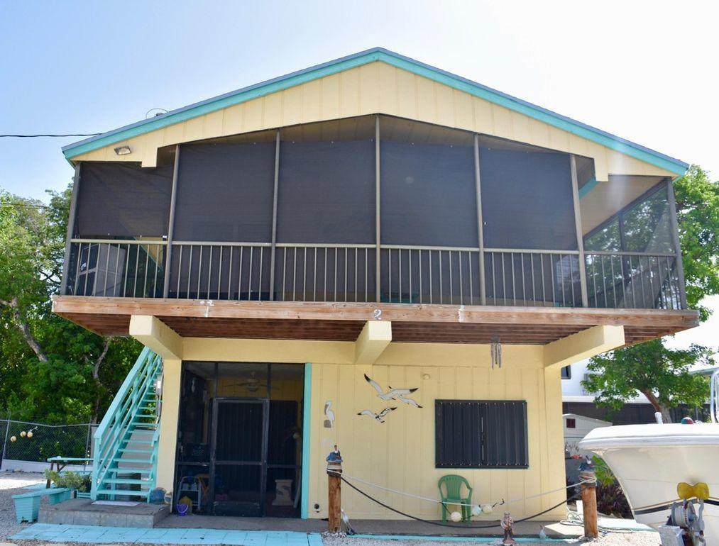 2 Pine Avenue - Photo 1