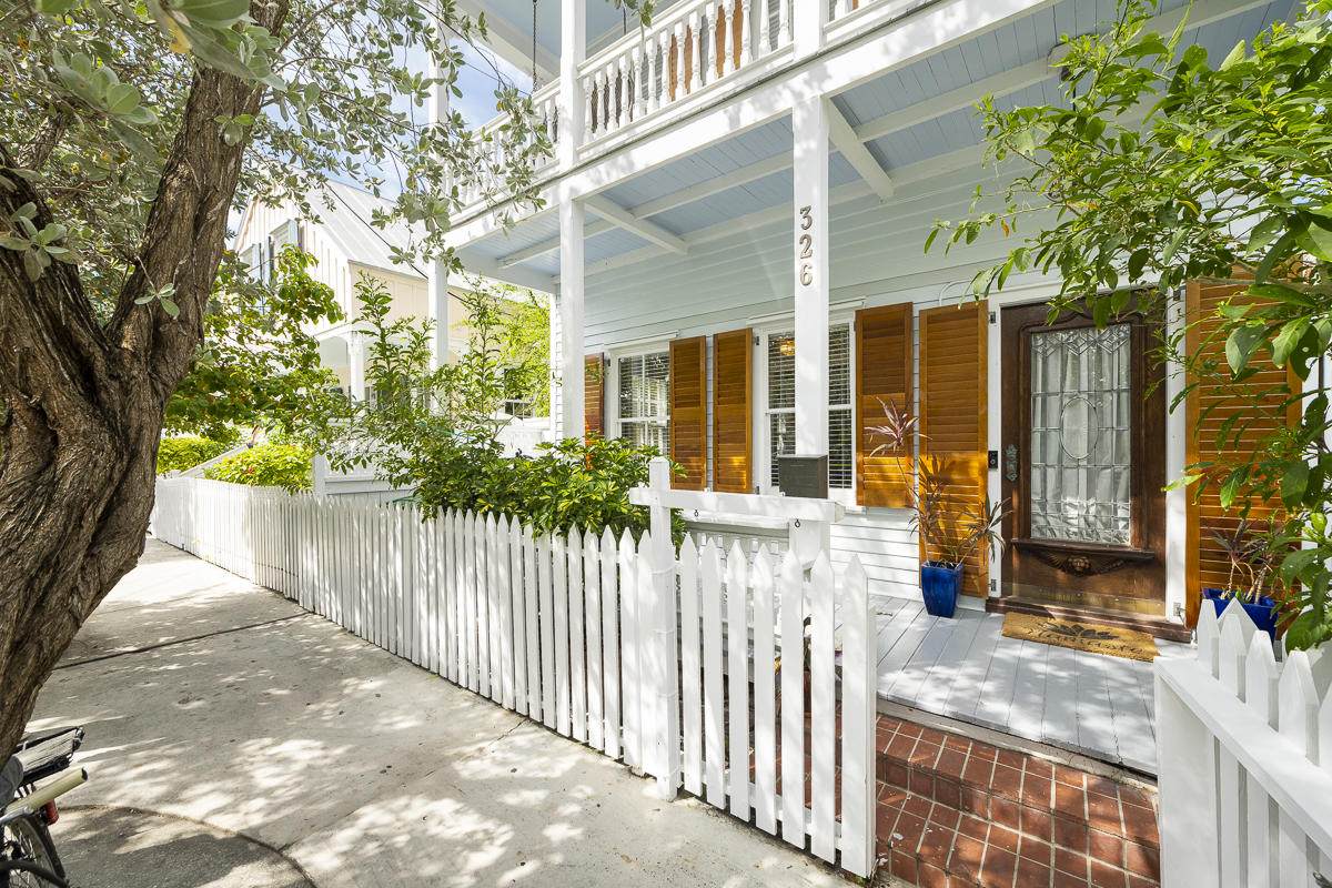 326 William Street - Photo 1