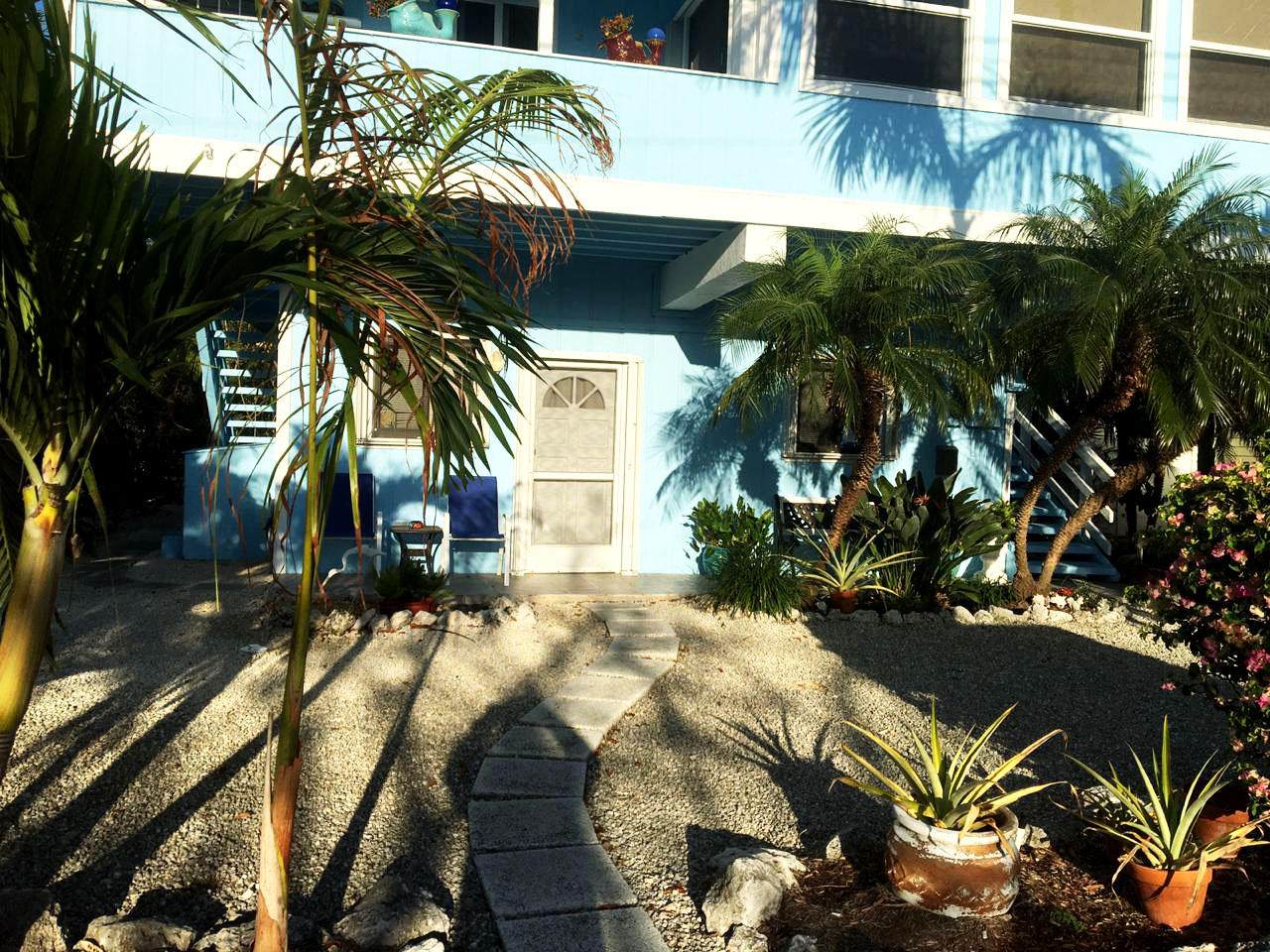18 Meridian Avenue - Photo 1