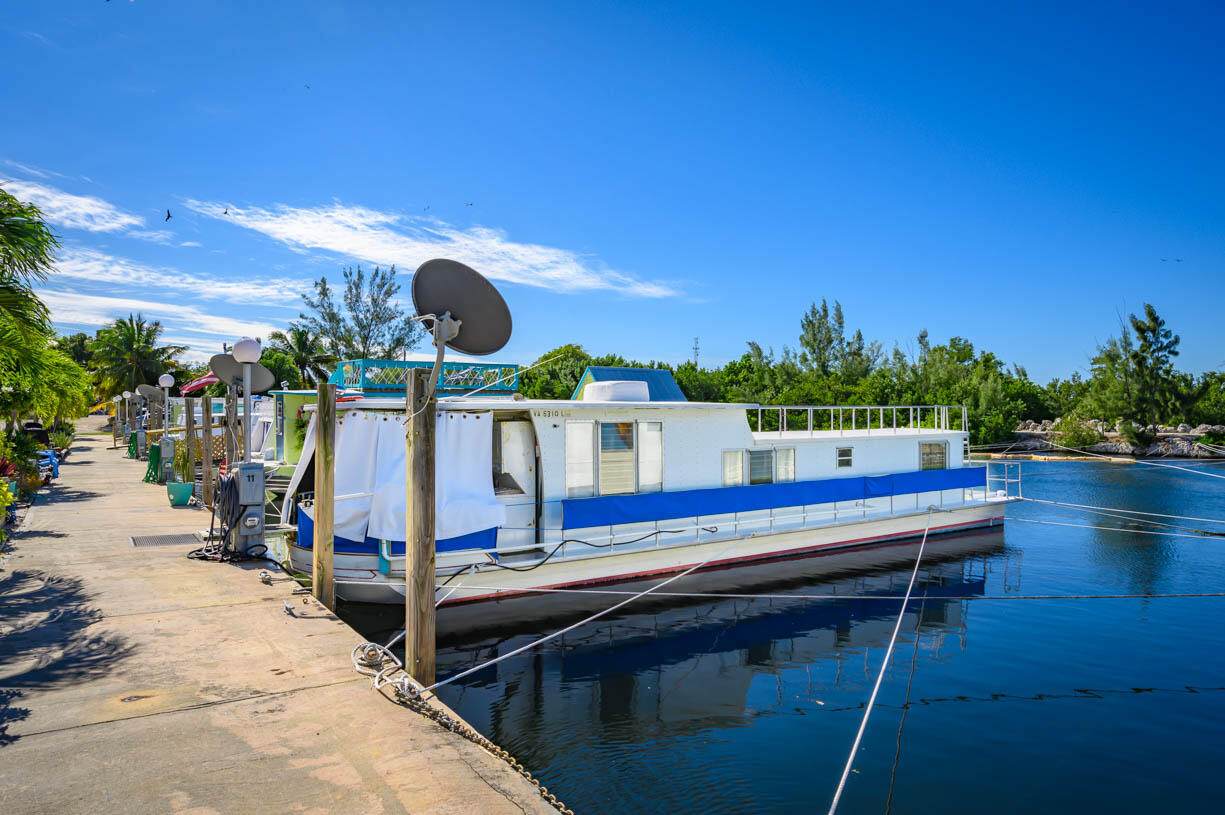 0000 House Boat Drive - Photo 1