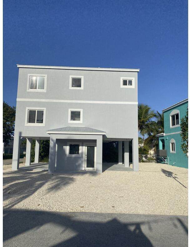 1516 Royal Palm Drive - Photo 1