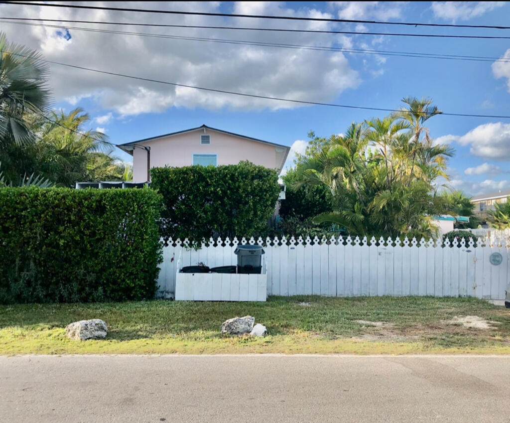 31541 Avenue A - Photo 1