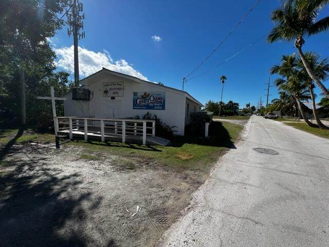 550 Avenue F Avenue - Photo 1