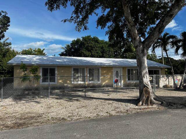 167 Pearl Avenue - Photo 1