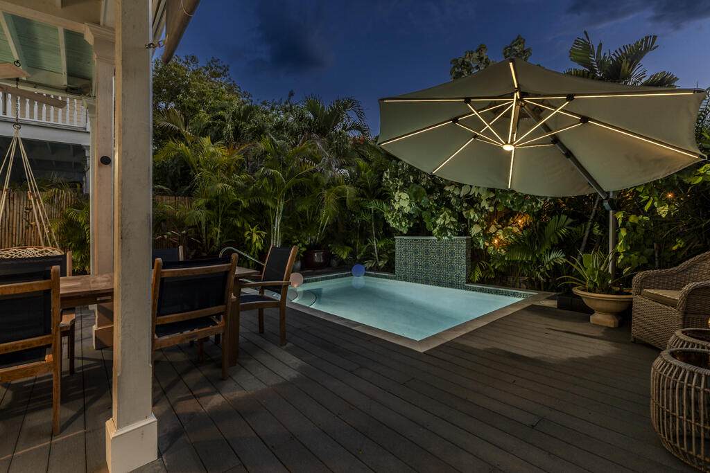 810 Terry Lane - Photo 1