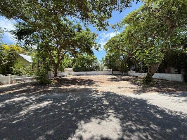 1220-1222 Seminary Street - Photo 1