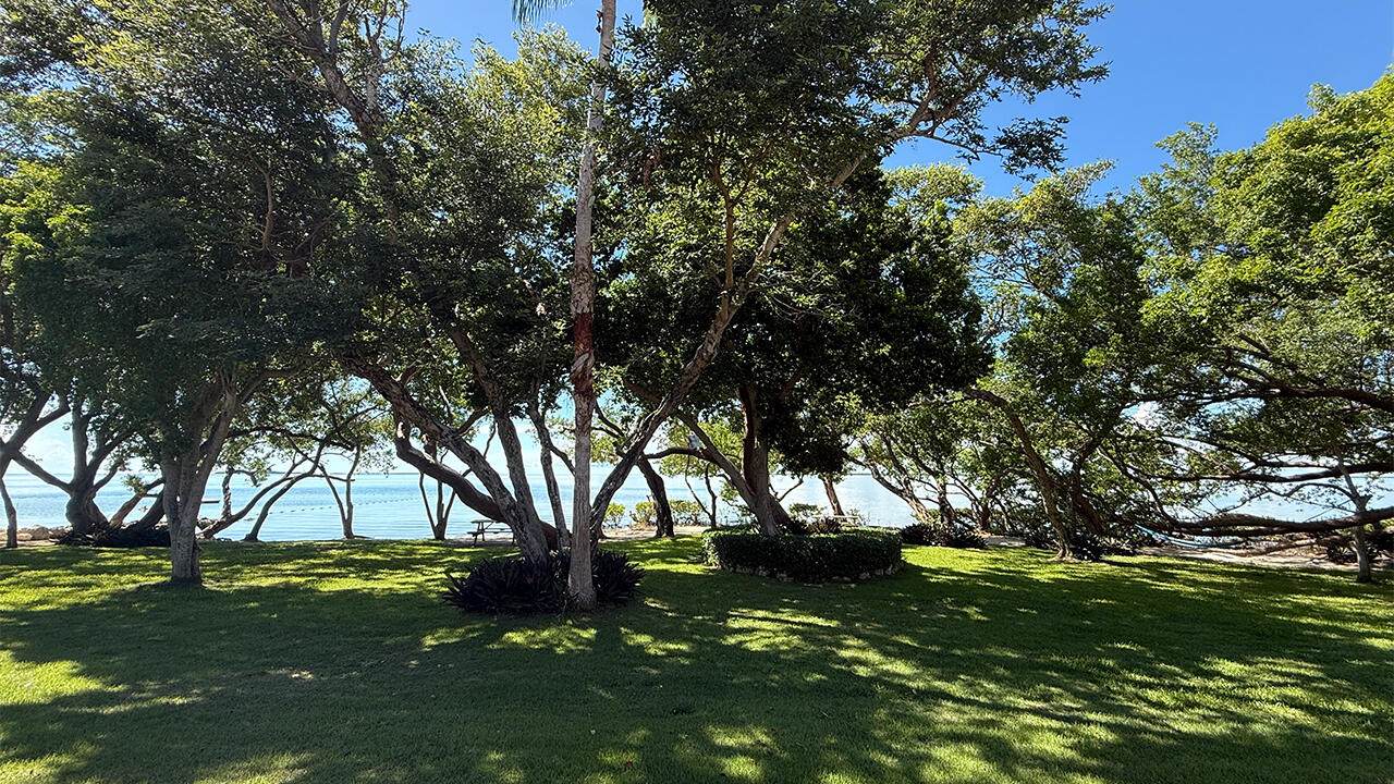 https://bt-photos.global.ssl.fastly.net/flkeys/orig_boomver_1_616502-2.jpg