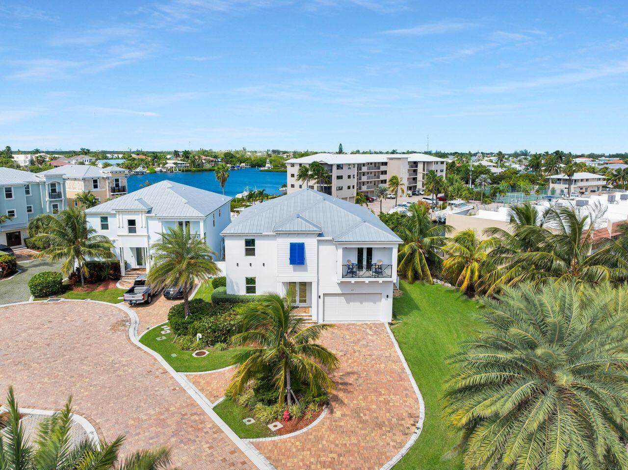 435 Sombrero Beach Road - Photo 1