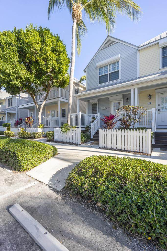 7032 Harbor Village Drive - Photo 1