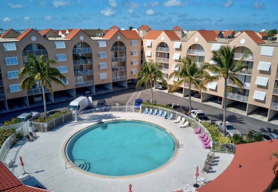 3930 Roosevelt Boulevard - Photo 1