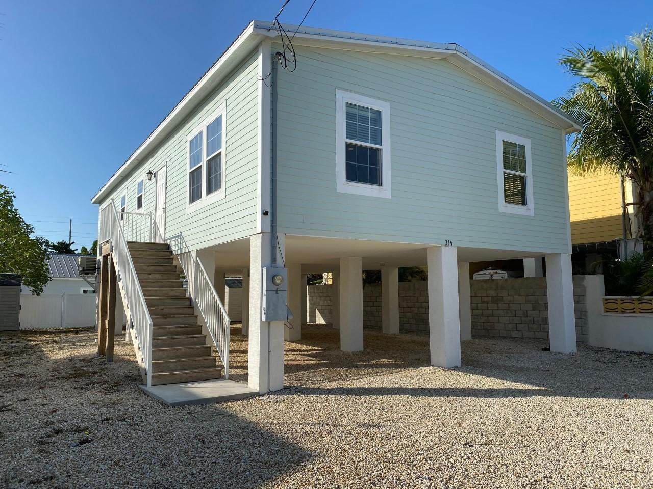 314 Avenue D - Photo 1