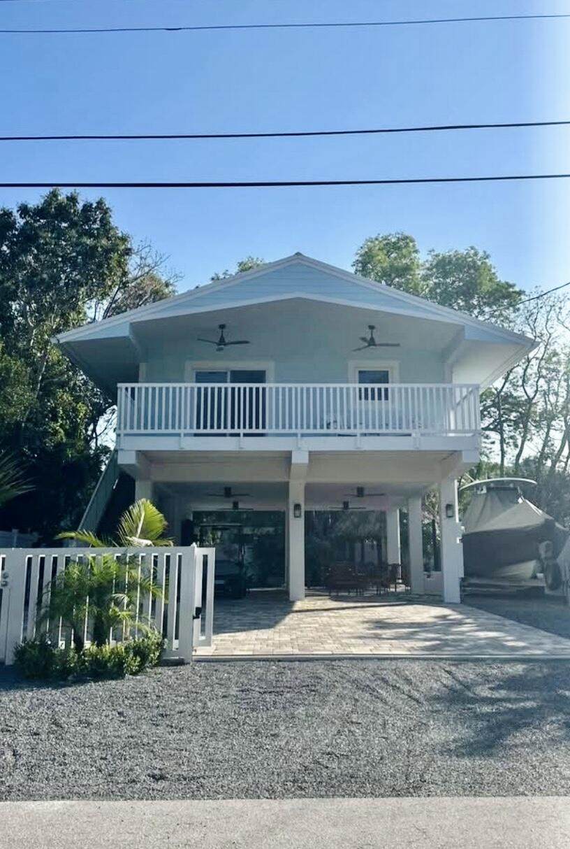 106 Mangrove Avenue - Photo 1