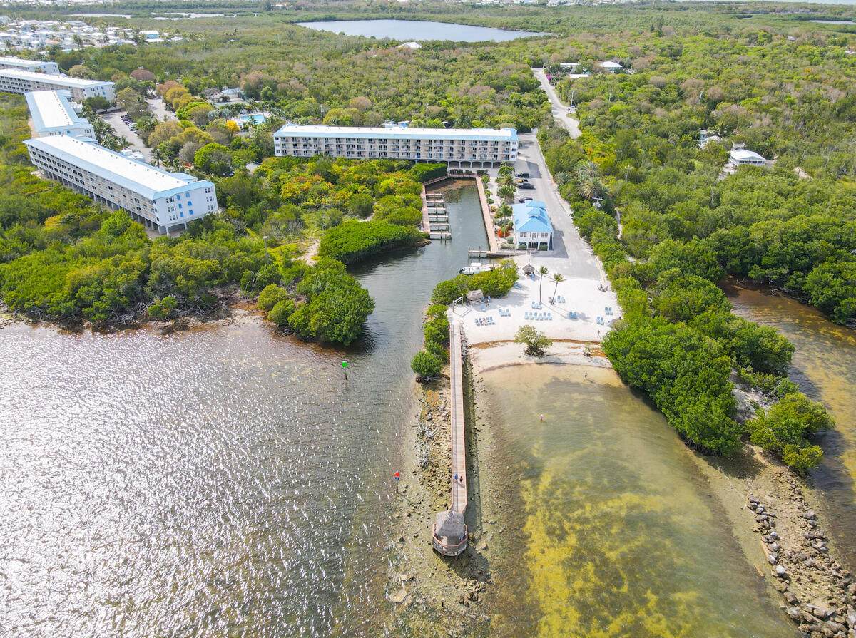 https://bt-photos.global.ssl.fastly.net/flkeys/orig_boomver_1_619924-2.jpg