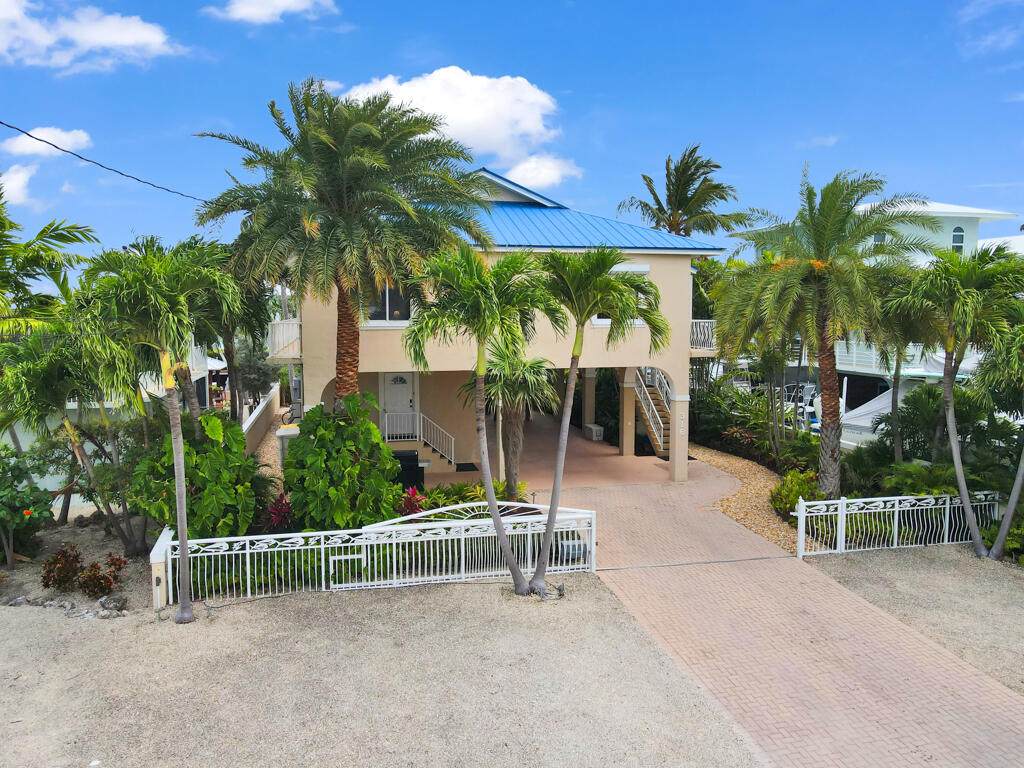 https://bt-photos.global.ssl.fastly.net/flkeys/orig_boomver_1_620004-2.jpg