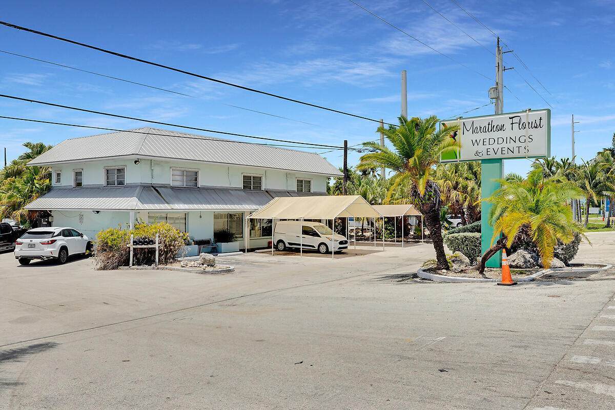 7070 Overseas Highway - Photo 1