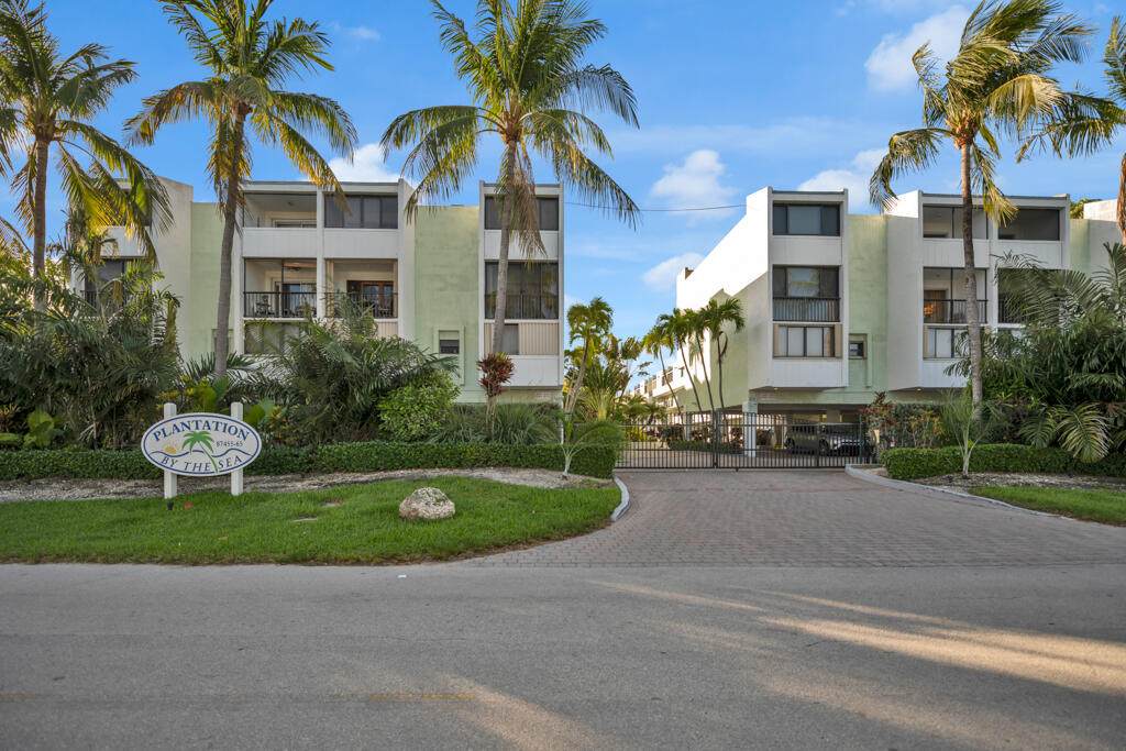 87455 Old Highway - Photo 1